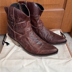 LIBERTY Black Rich Brown Western Boots